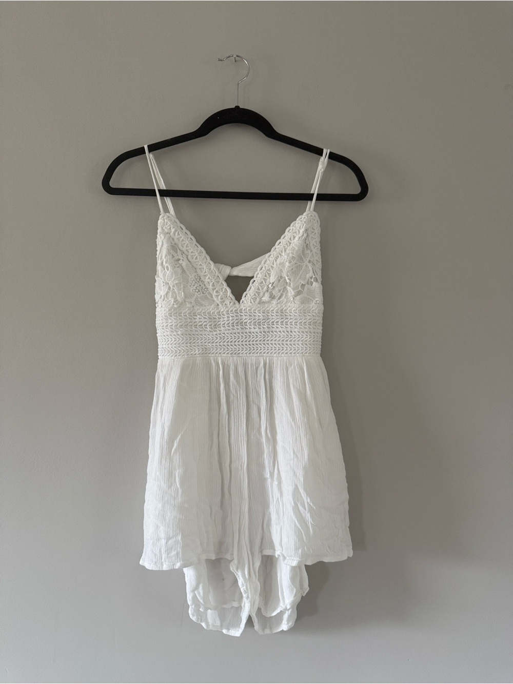 ILLA ILLA | White Lace Open Back Romper